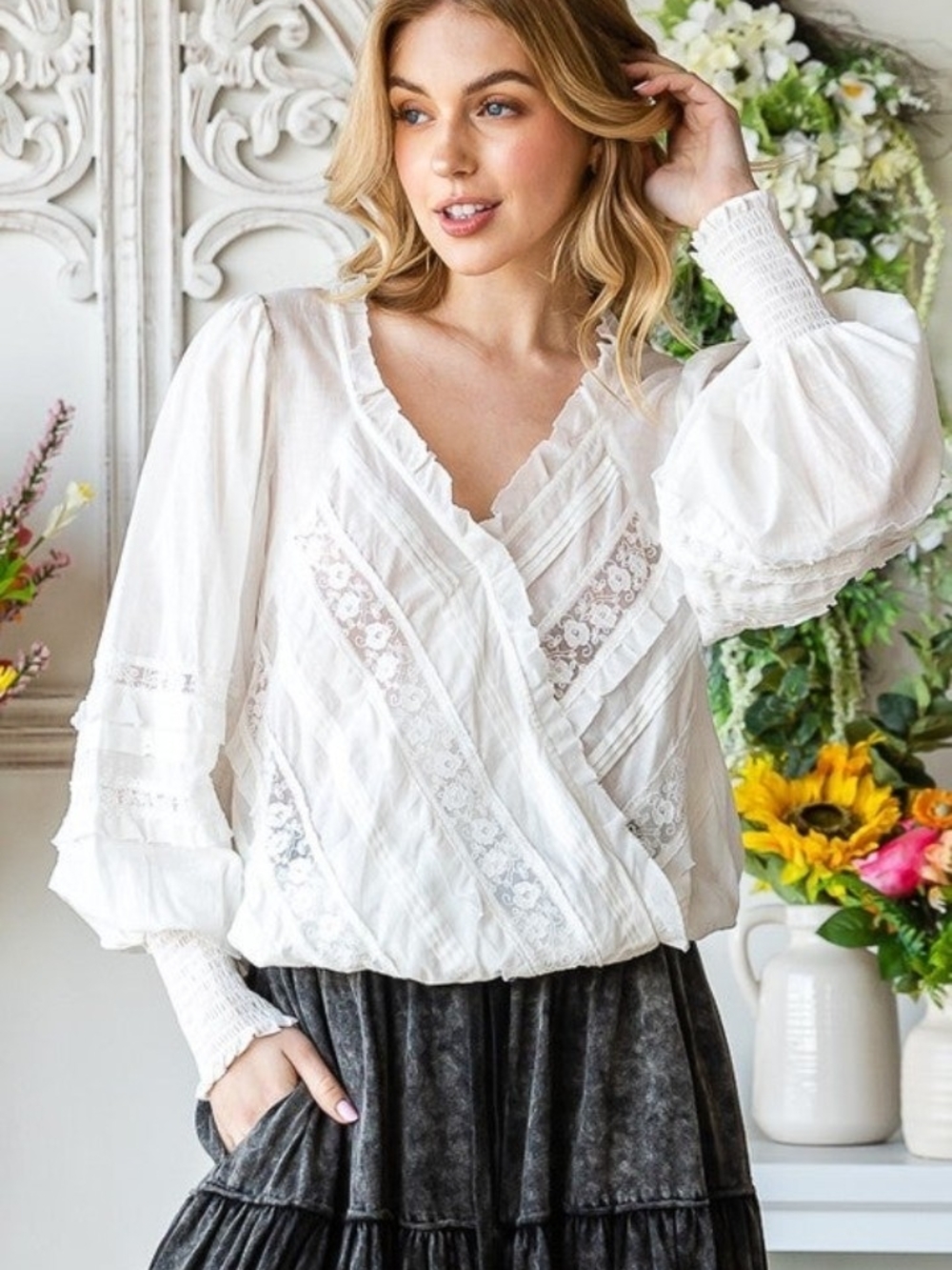 NWT Oli & Hali Ivory Lace-Trim V-Neck Peasant Blouse - Picture 2 of 7